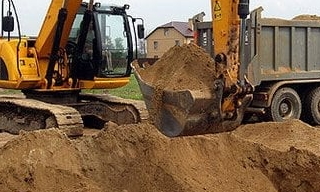 Выкопать яму экскаватором в Скопине от 934 руб. - 2Землекопа-Скп 